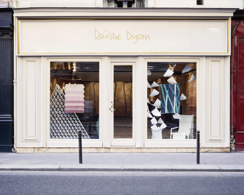 Deirdre Dyson - Installation by Mathilde Nivet 